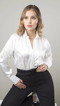 Cargar imagen en el visor de la galería, Camisa Elegante Marfil Mujer