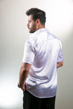 Cargar imagen en el visor de la galería, Camisa en Satín Gold Hombre Ref
