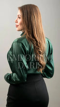 Cargar imagen en el visor de la galería, Camisa Elegante Verde Botella Mujer
