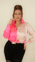 Cargar imagen en el visor de la galería, Camisa Elegante Fucsia con Curuba