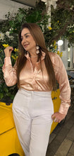 Cargar imagen en el visor de la galería, Camisa Elegante Mujer