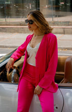 Cargar imagen en el visor de la galería, Blazer Elegante Fucsia sin Cuello Blazers Emporium Daris Co