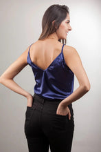 Cargar imagen en el visor de la galería, Camisa Elegante Básica Diseño Exclusivo Prendas de vestir Emporium Daris Co