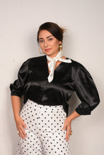 Cargar imagen en el visor de la galería, Camisa Elegante de Manga 3/4 Botones Forrados Prendas de vestir Emporium Daris Co XS Negro