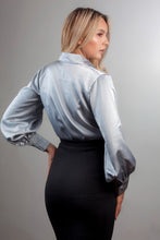 Cargar imagen en el visor de la galería, Camisa Elegante de Manga Globo Camisas Emporium Daris Co