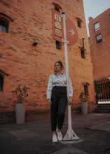 Cargar imagen en el visor de la galería, Camisa Elegante Gris Perla Emporium Daris Co