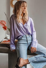 Cargar imagen en el visor de la galería, Camisa Elegante Lila Camisas Emporium Daris Co