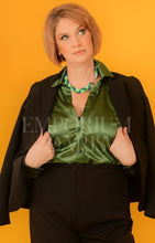 Cargar imagen en el visor de la galería, Camisa Elegante Verde Hoja Seca Camisas Emporium Daris Co