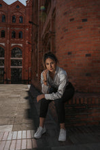 Cargar imagen en el visor de la galería, Camisa Elegante y Exclusiva Emporium Daris Co XS Gris Perla