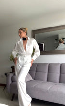 Cargar y reproducir el video en el visor de la galería, Camisa Elegante Manga Globo