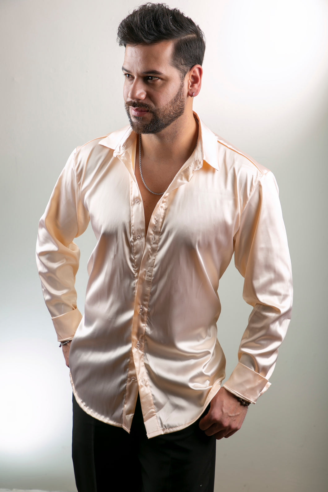 Camisa en Satín Gold Hombre Ref