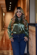 Cargar imagen en el visor de la galería, Camisa Elegante Gold Mujer
