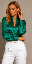 Cargar imagen en el visor de la galería, Camisa Elegance Cuello Militar
